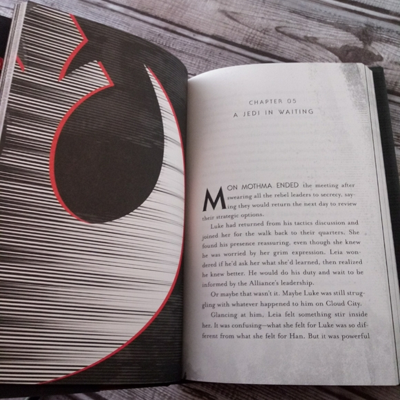 ❄4/$20 NEW Star Wars Moving Target Hardback Book - Picture 3 of 8